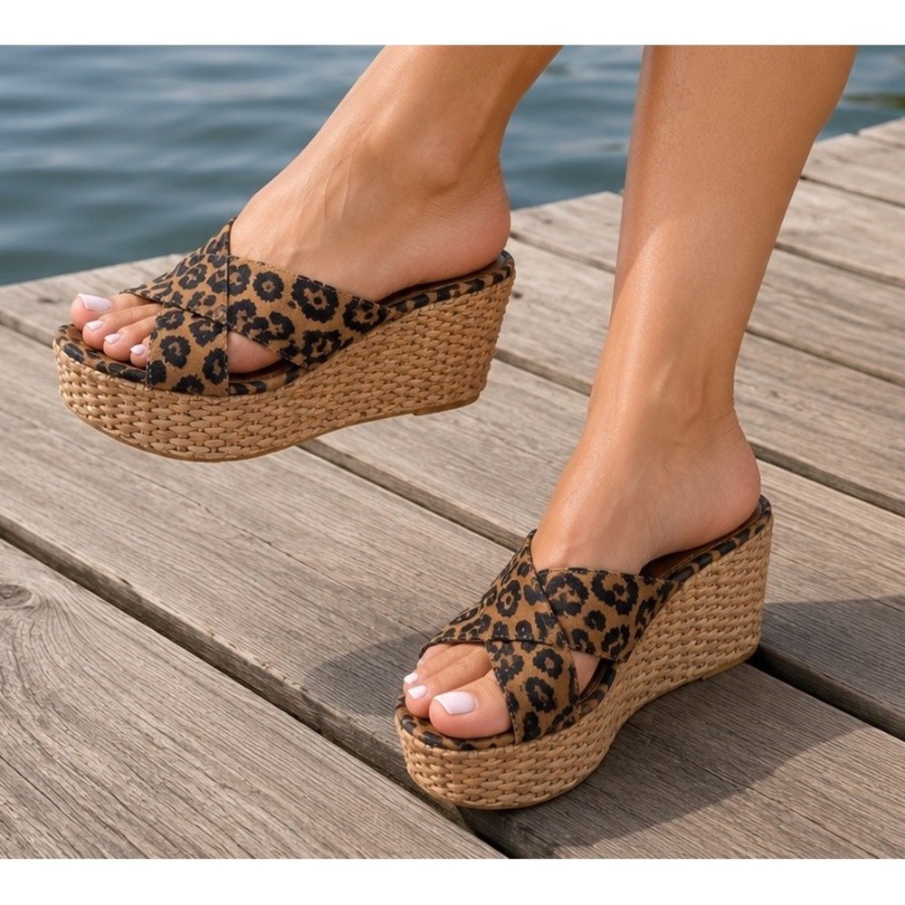 Vince Camuto Greathel Sandals Women's 8.5 Brown Leopard Print Wedge Heel Woven